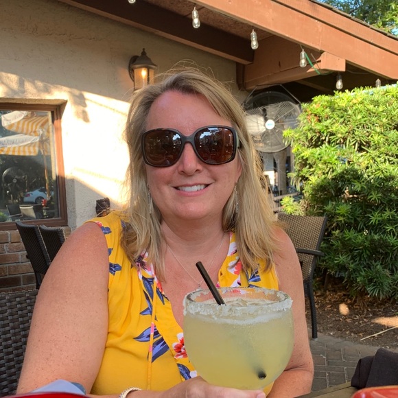 Meet your Posher, Chris - Picture 1 of 1